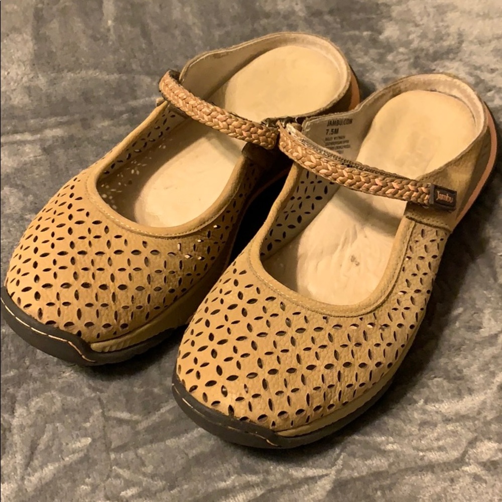 Jambu Bailey Mary Jane Slip On size 7.5 M